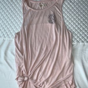 working out - eating pizza, tank top